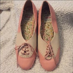 Bettie Page oxfords pink & cream: worn twice:: NEW PICS ADDED. Floral lining.